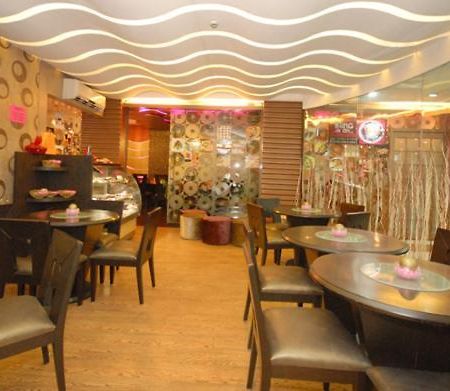 Hotel The New Marrion Bhubaneswar Esterno foto
